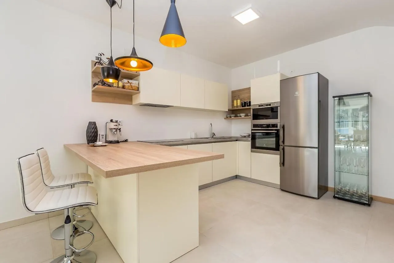 Luxury Villa With A Swimming Pool Poljane, Opatija - 17958 Croatia